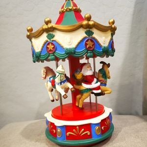 1995 Avon Santa’s Caroling stationary Carousel Music Box